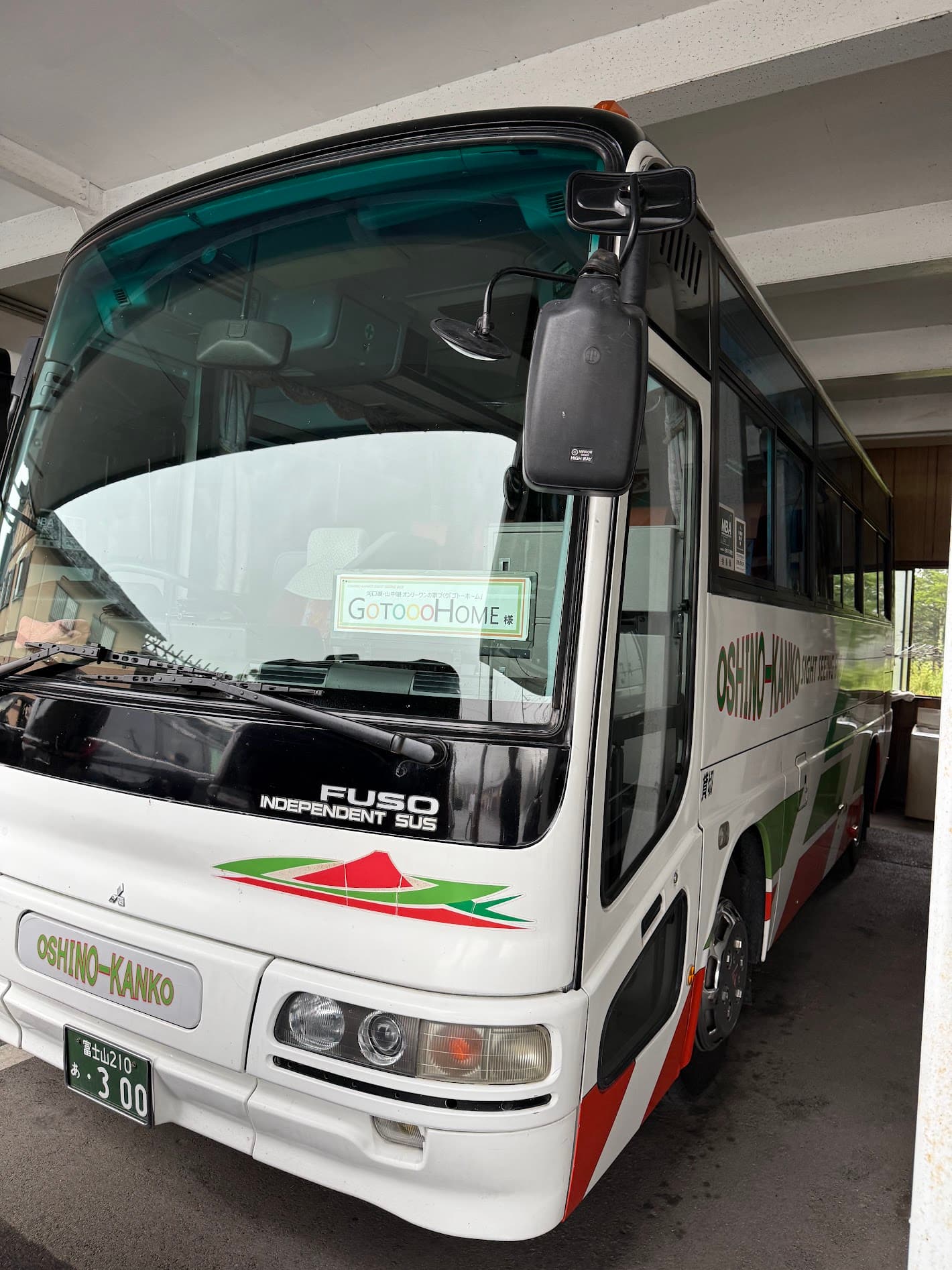 Luxury Coach Bus - Large Groups