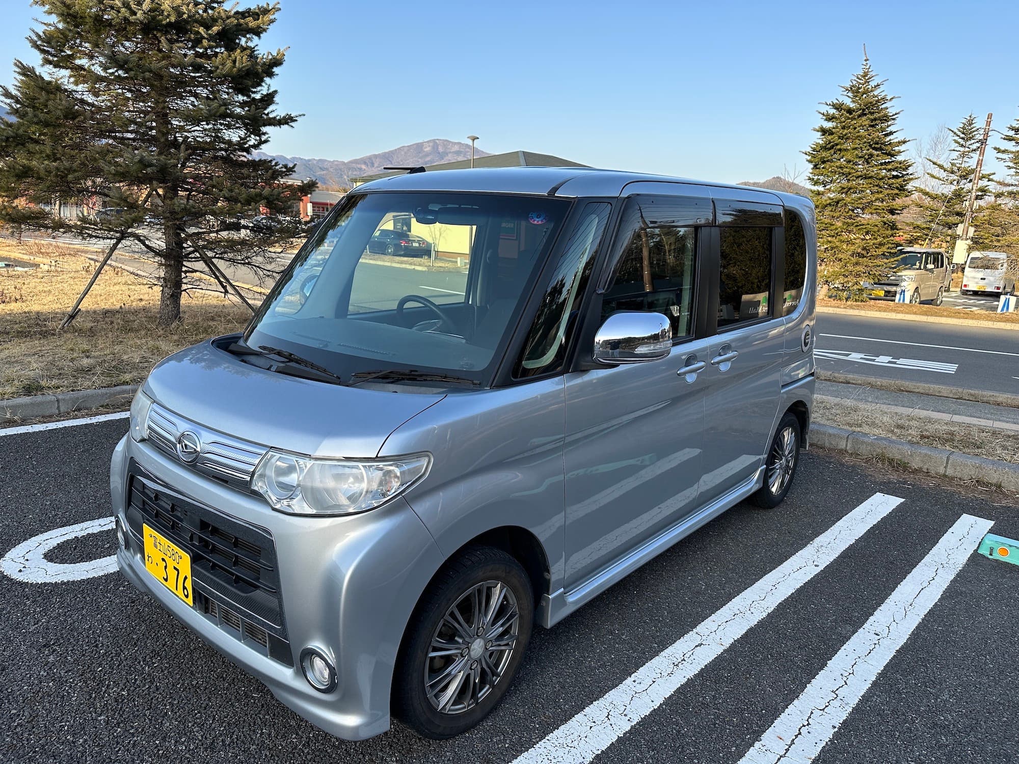 Daihatsu / Tanto(Vehicle color may vary) - Mt Fuji car rental